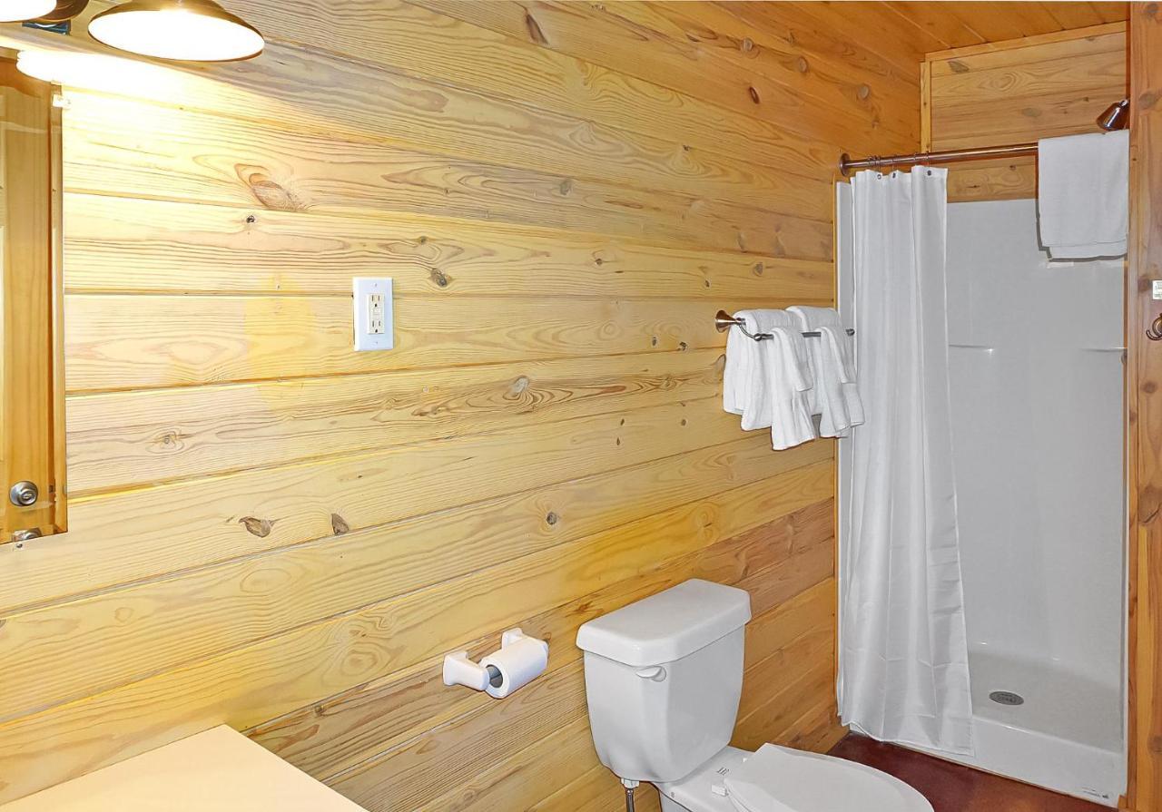 Wimberley Log Cabins Resort And Suites- Unit 6 מראה חיצוני תמונה